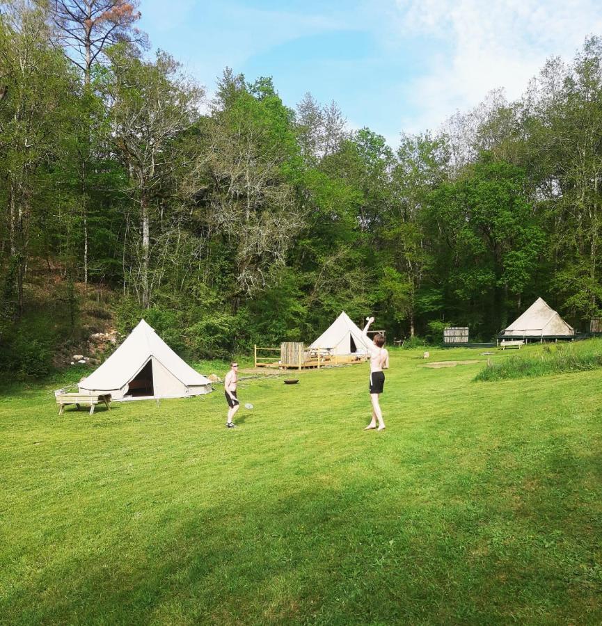 Belair Le Camping Hotell Champagnac-de-Bélair Eksteriør bilde